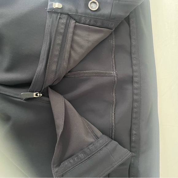 Black Lululemon mid rise trouser - Picture 6 of 6